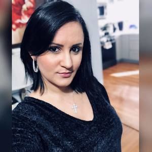 Meet your Posher, Deborah